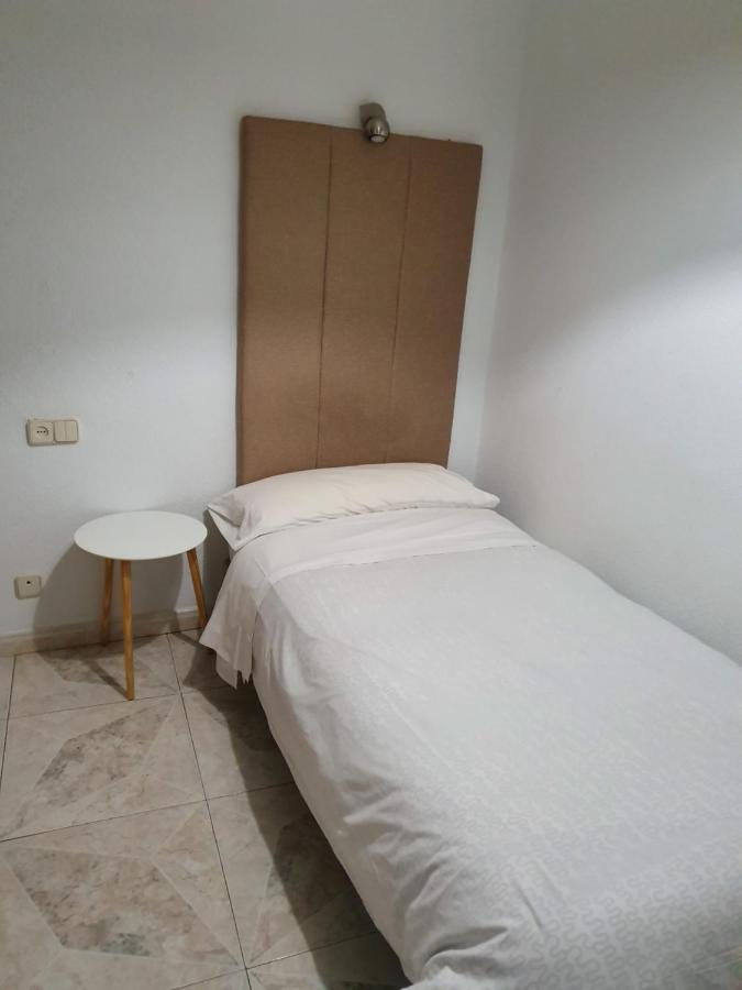 Fuencarral Kryse&Breogan Hotel Мадрид Екстериор снимка