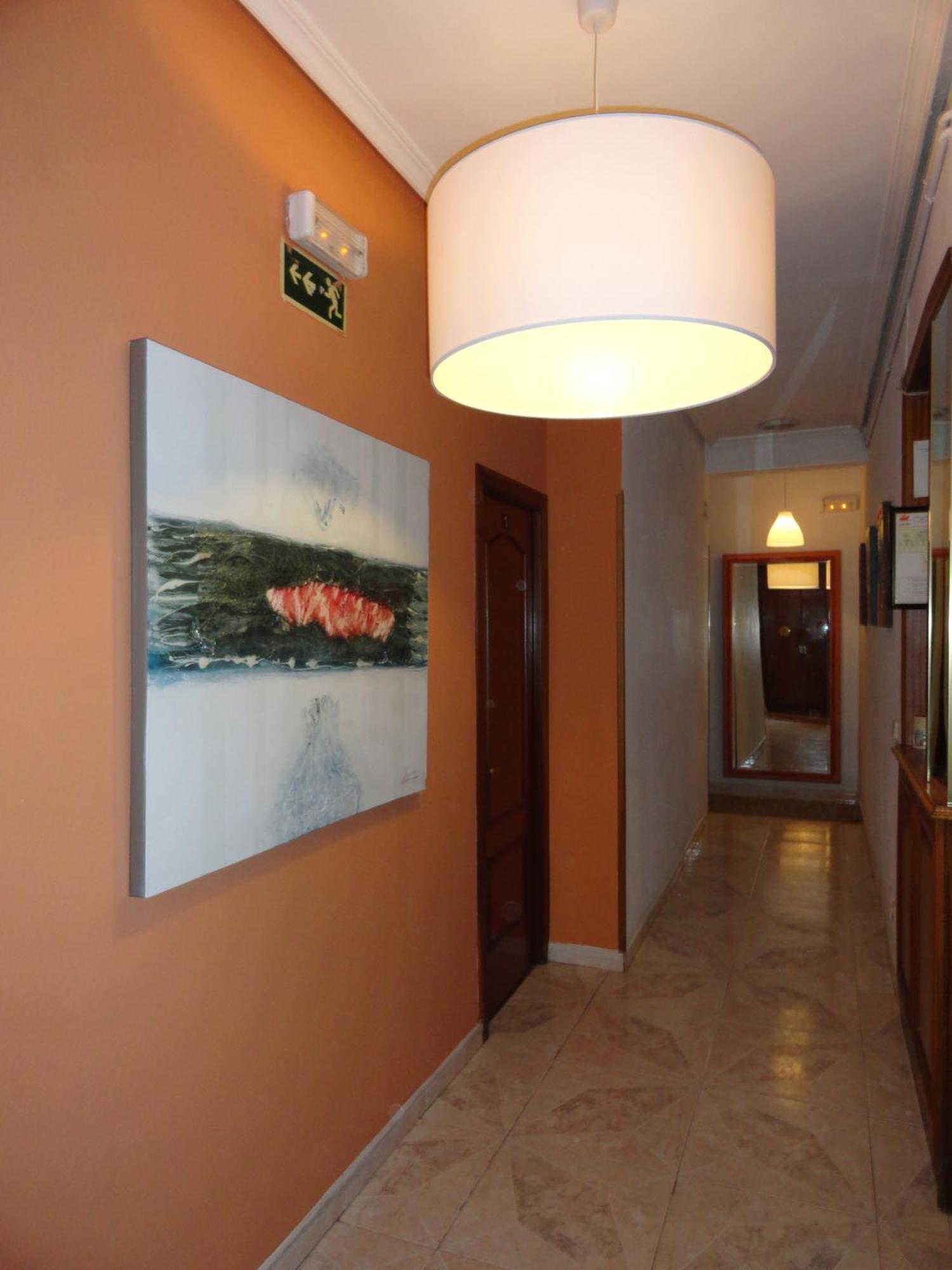 Fuencarral Kryse&Breogan Hotel Мадрид Екстериор снимка