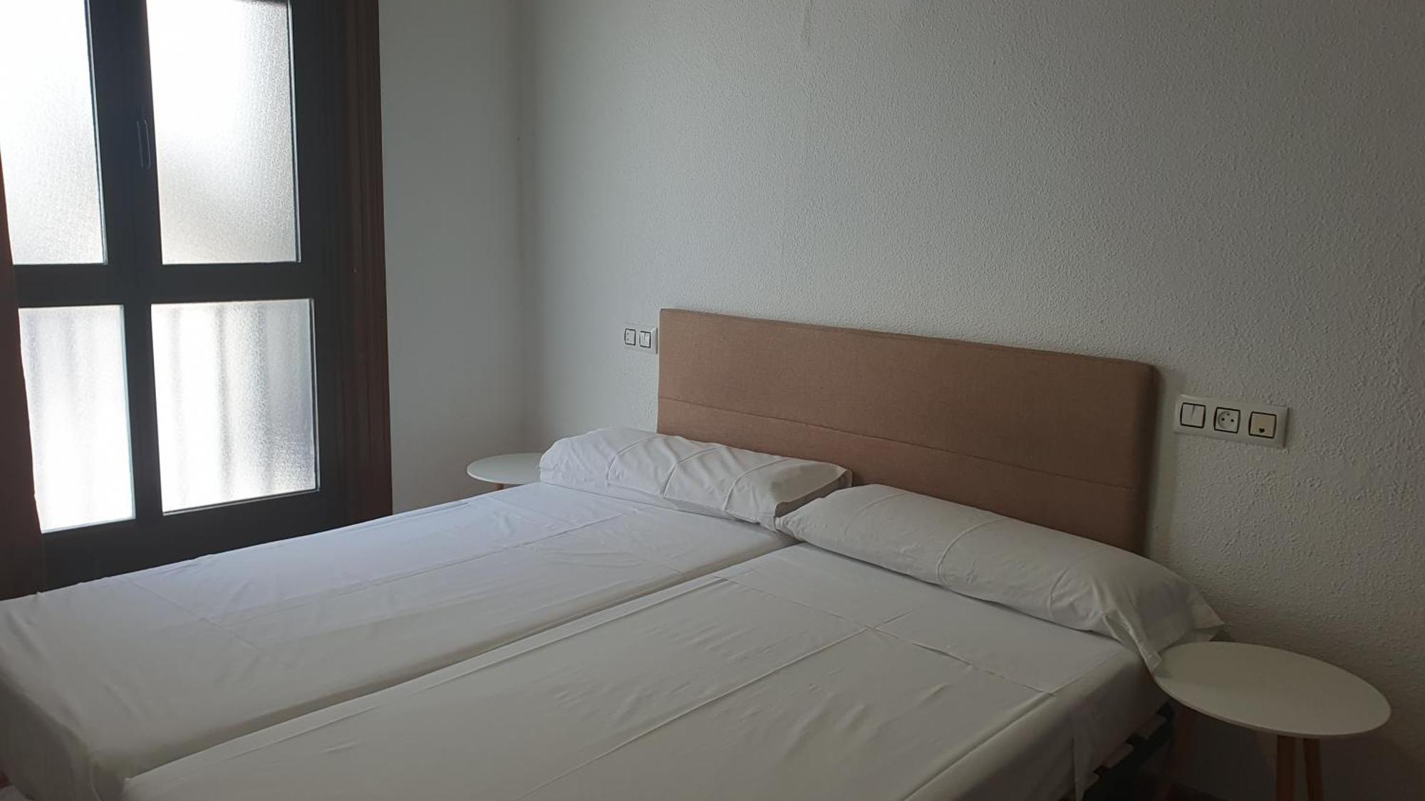 Fuencarral Kryse&Breogan Hotel Мадрид Екстериор снимка