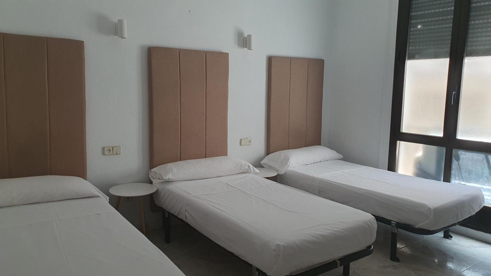 Fuencarral Kryse&Breogan Hotel Мадрид Екстериор снимка